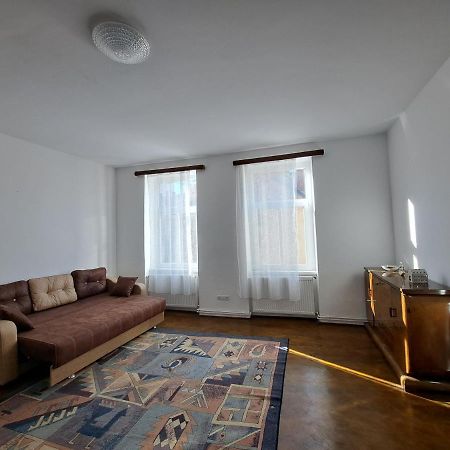 Cozy Apartment In The Heart Of Sibiu Eksteriør billede